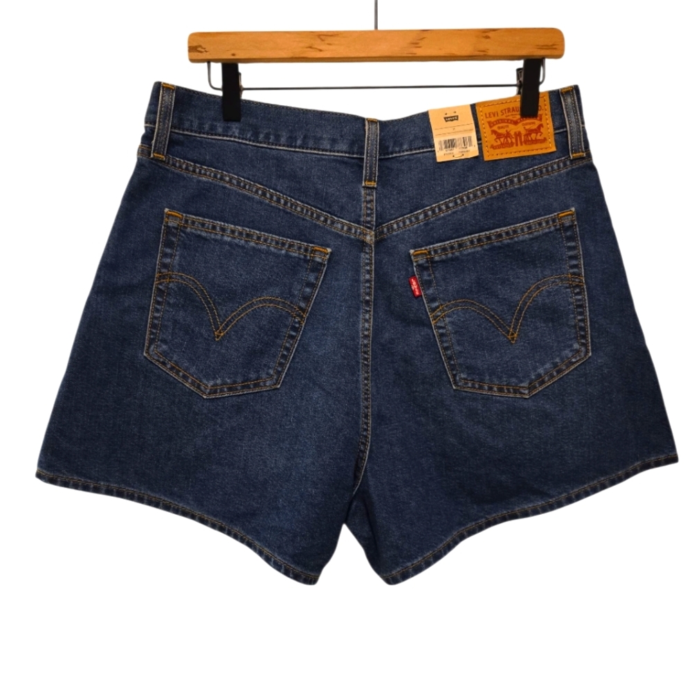 Levi's, NWT, Jean Shorts, High Waisted Mom Shorts, A High Rise, Women's Sz 31, L - Picture 2 of 5